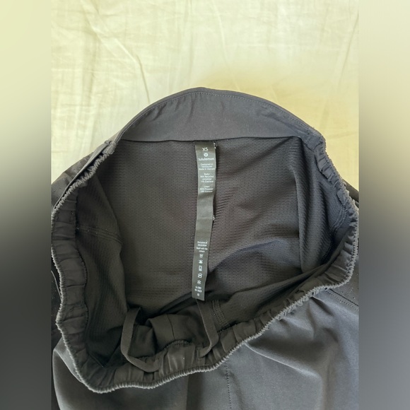 Surge Jogger SHORTER - Picture 3 of 3